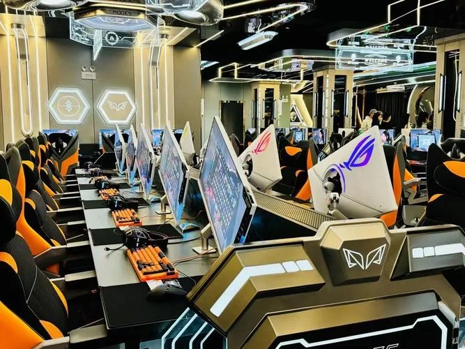 非凡娱乐h5品牌视觉展示-科技氛围